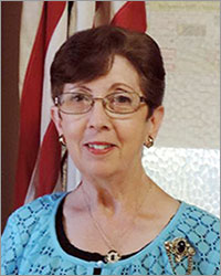 Eva Lewis